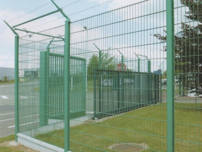 鐵絲網(wǎng)護欄